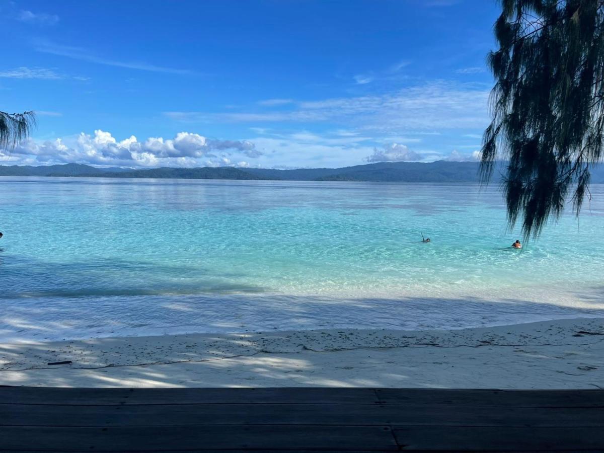 Wai Resort - Raja Ampat Pulau Birie 외부 사진